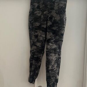 SPANX Camouflage Cargo Pants